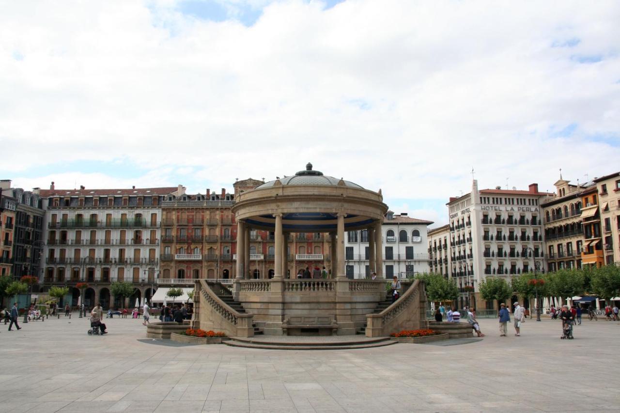 CalleEstafeta, Apartamento Apartamento Pamplona Exterior foto